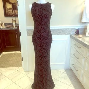 Alice & Olivia formal gown